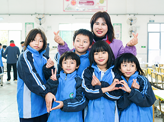 孩子们的笑容